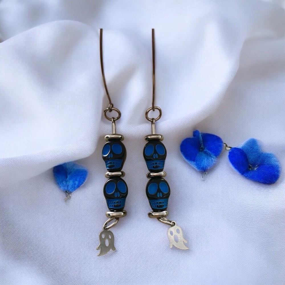 🆕 Skull and Ghosts Dangle Earrings Resin/Stainless Steel
